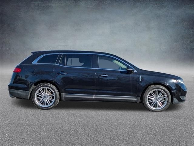 2019 Lincoln MKT Reserve