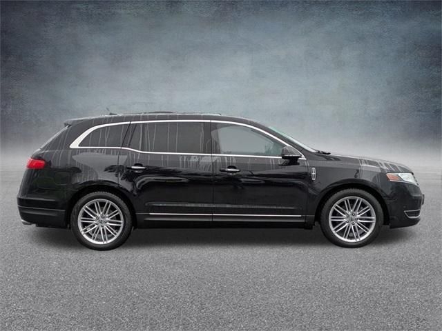 2019 Lincoln MKT Reserve