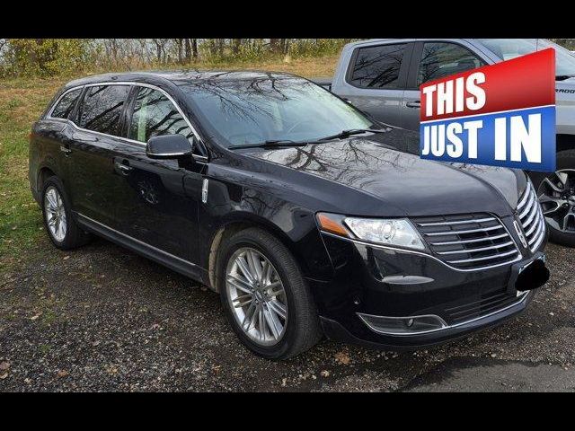 2019 Lincoln MKT Reserve