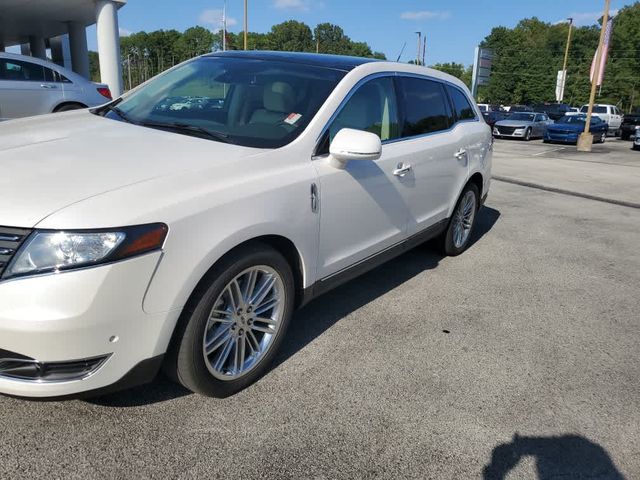 2019 Lincoln MKT Reserve