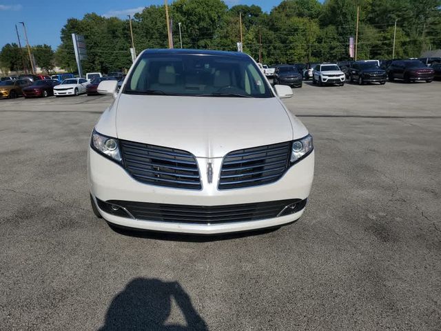 2019 Lincoln MKT Reserve