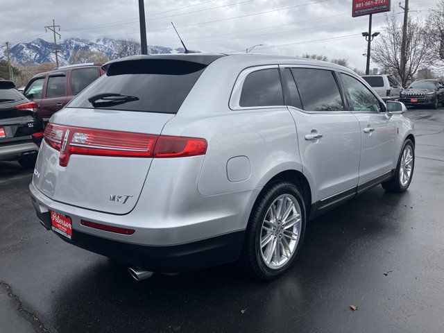 2019 Lincoln MKT Reserve