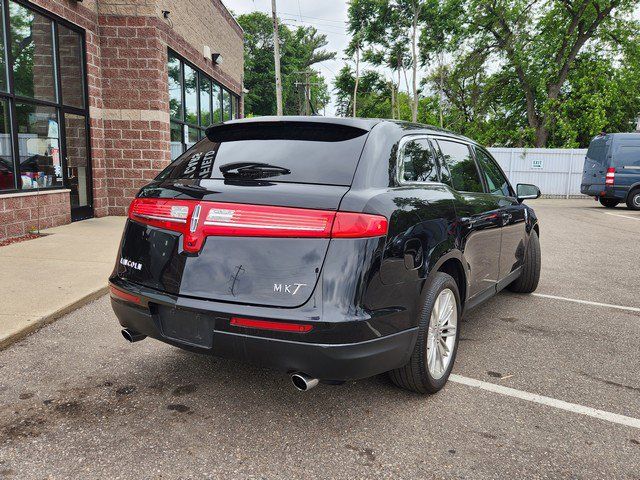 2019 Lincoln MKT Reserve