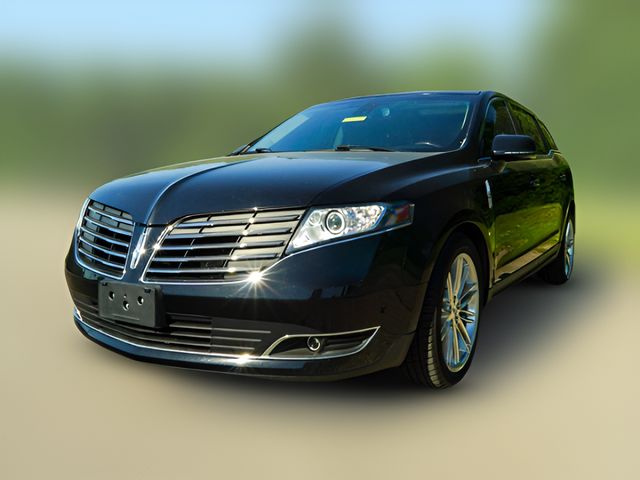 2019 Lincoln MKT Reserve