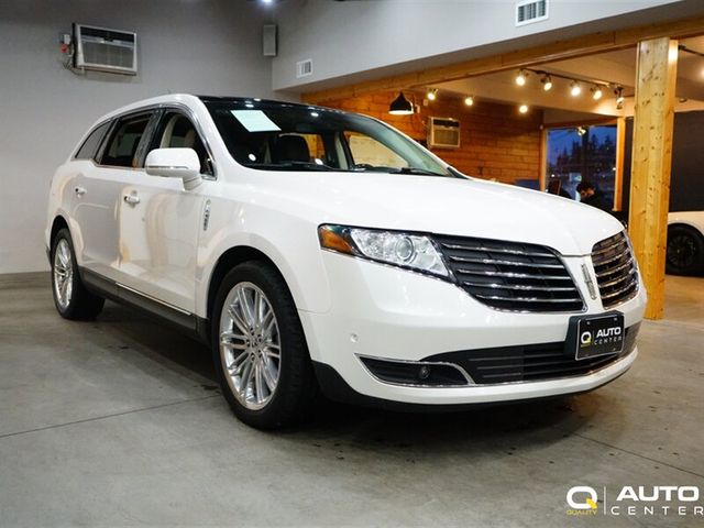 2019 Lincoln MKT Standard