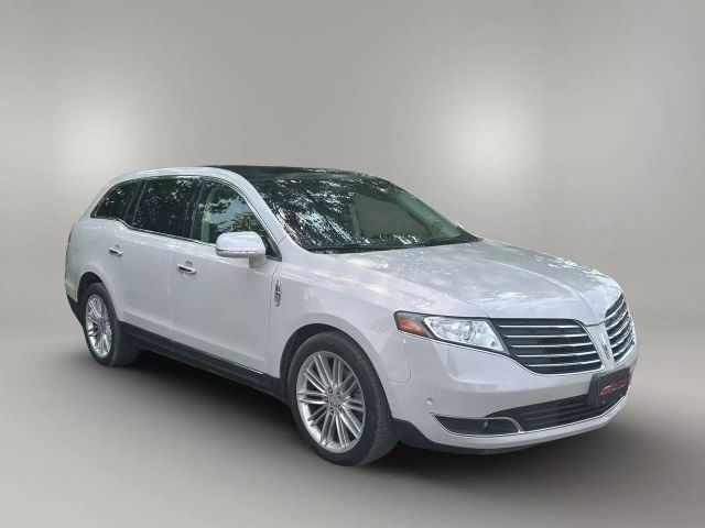 2019 Lincoln MKT Reserve