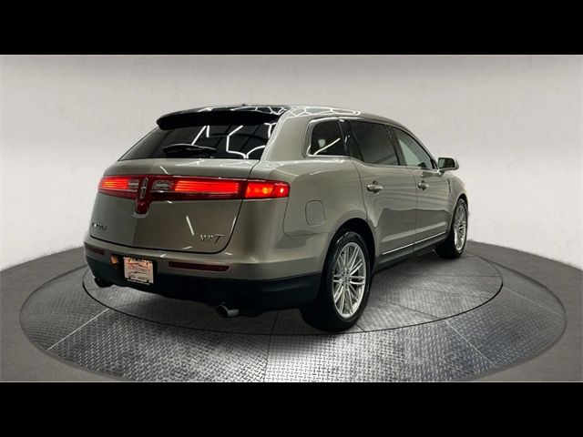 2019 Lincoln MKT Standard