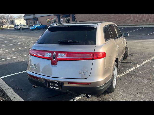 2019 Lincoln MKT Standard