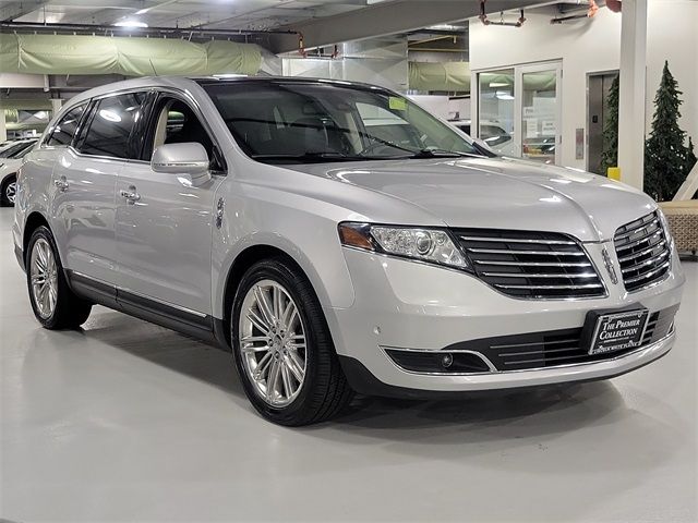 2019 Lincoln MKT Standard