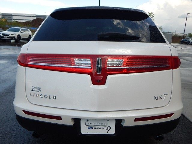 2019 Lincoln MKT Standard