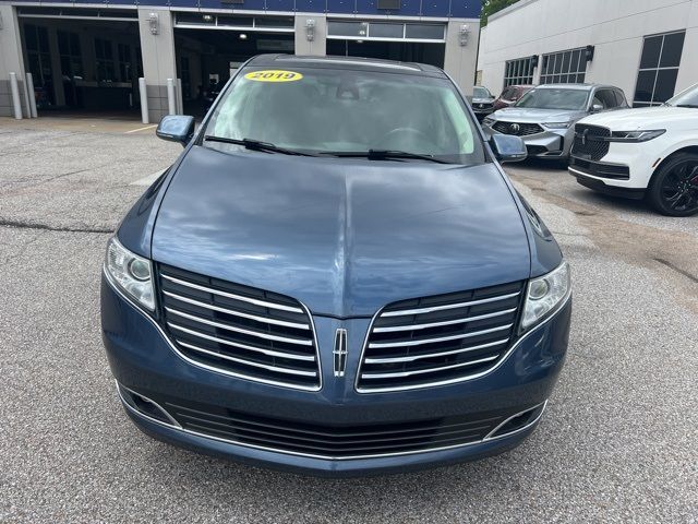 2019 Lincoln MKT Standard