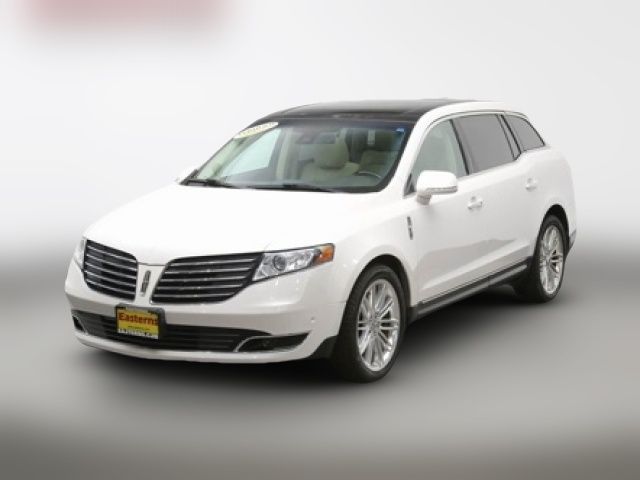 2019 Lincoln MKT Standard