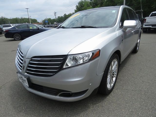 2019 Lincoln MKT Standard