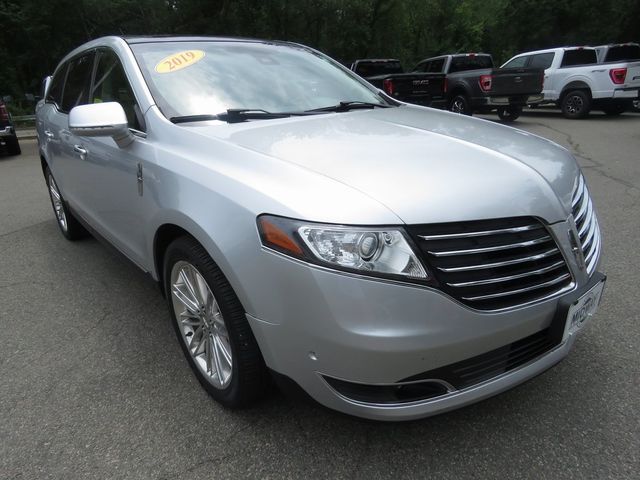 2019 Lincoln MKT Standard