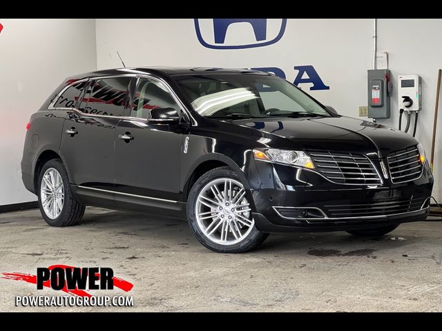 2019 Lincoln MKT Standard