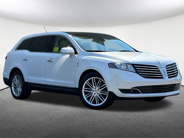 2019 Lincoln MKT Standard