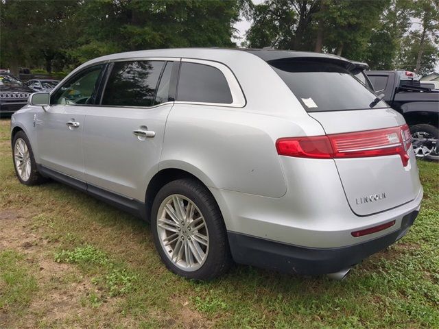 2019 Lincoln MKT Standard