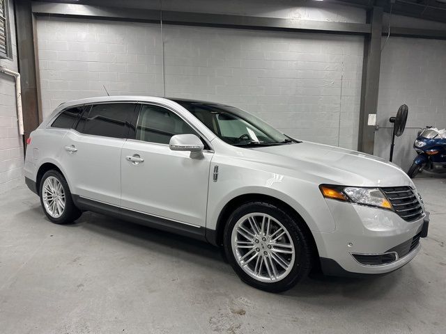 2019 Lincoln MKT Standard