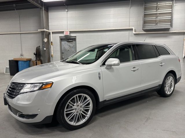 2019 Lincoln MKT Standard