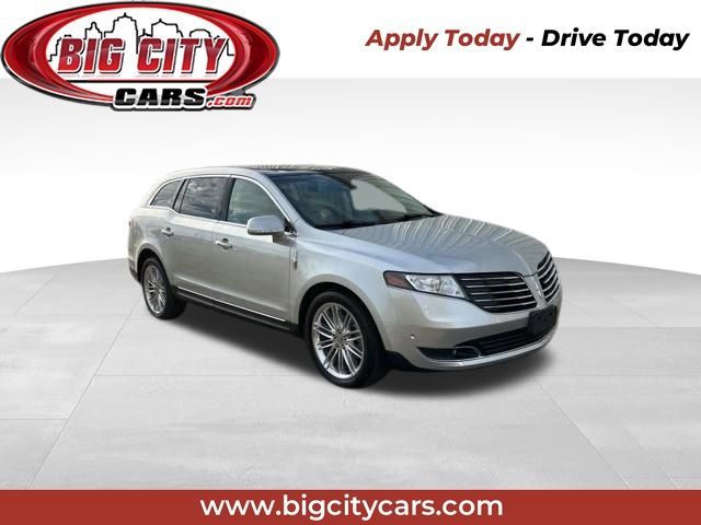 2019 Lincoln MKT Standard