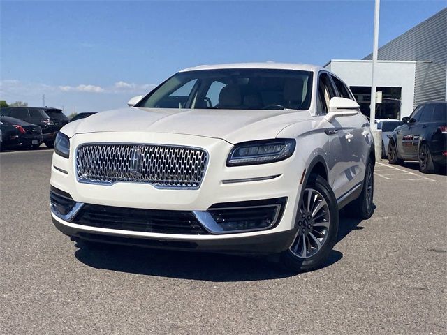 2019 Lincoln Nautilus Select