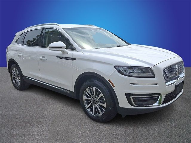 2019 Lincoln Nautilus Select
