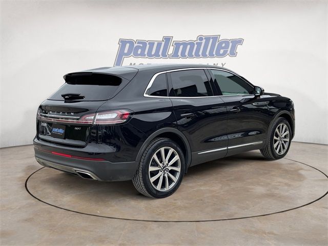 2019 Lincoln Nautilus Select