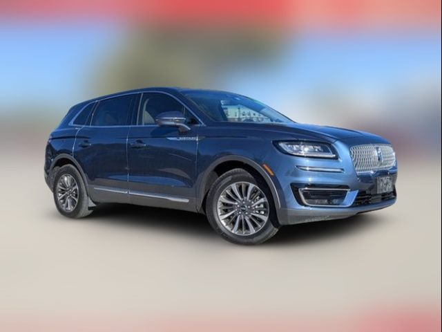 2019 Lincoln Nautilus Select