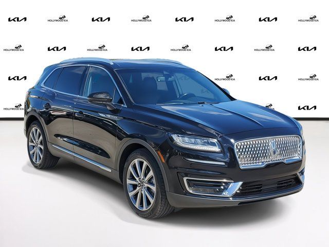 2019 Lincoln Nautilus Select