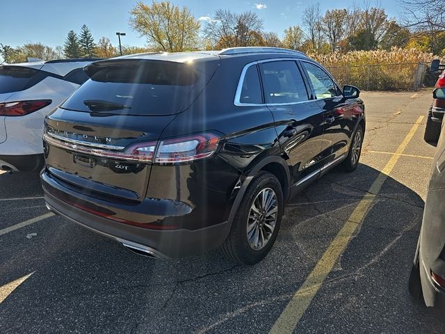 2019 Lincoln Nautilus Select