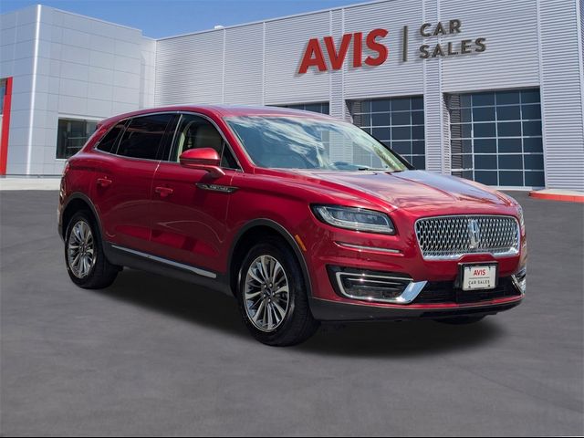 2019 Lincoln Nautilus Select