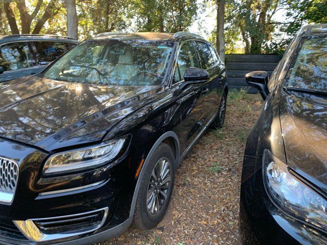 2019 Lincoln Nautilus Select