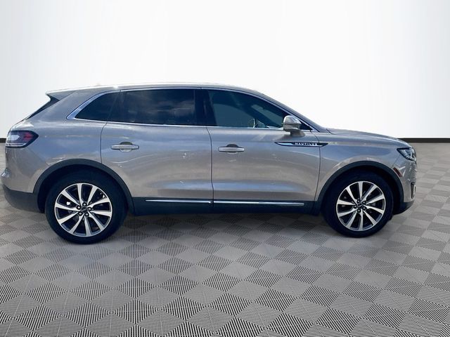 2019 Lincoln Nautilus Select