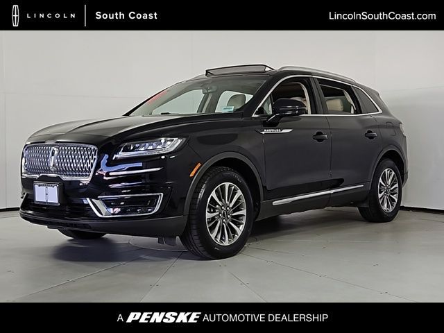 2019 Lincoln Nautilus Select