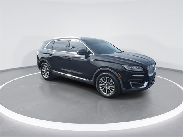 2019 Lincoln Nautilus Select