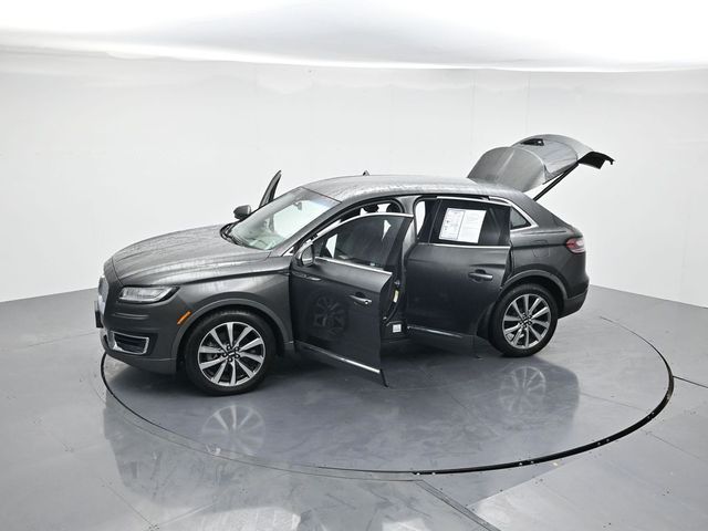 2019 Lincoln Nautilus Select