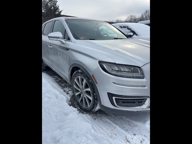 2019 Lincoln Nautilus Select