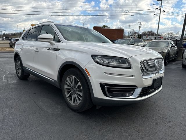 2019 Lincoln Nautilus Select