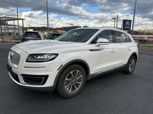 2019 Lincoln Nautilus Select