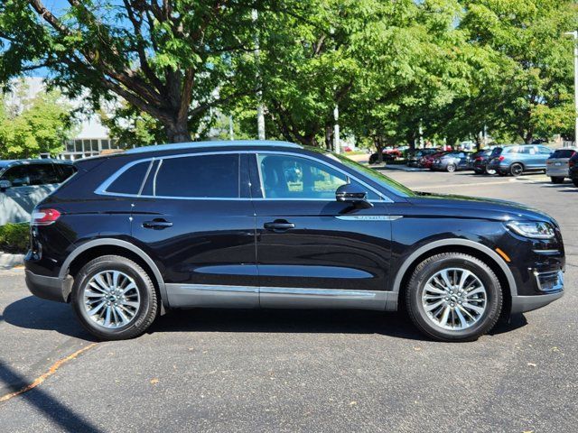 2019 Lincoln Nautilus Select