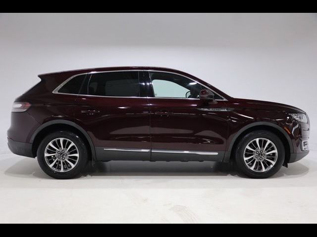 2019 Lincoln Nautilus Select