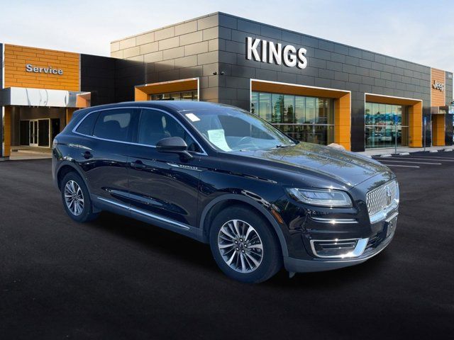 2019 Lincoln Nautilus Select