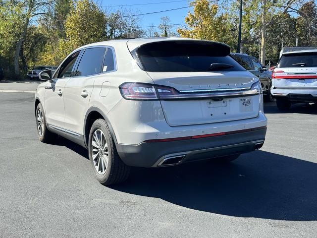 2019 Lincoln Nautilus Select