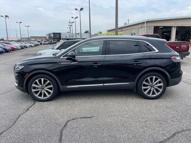 2019 Lincoln Nautilus Select