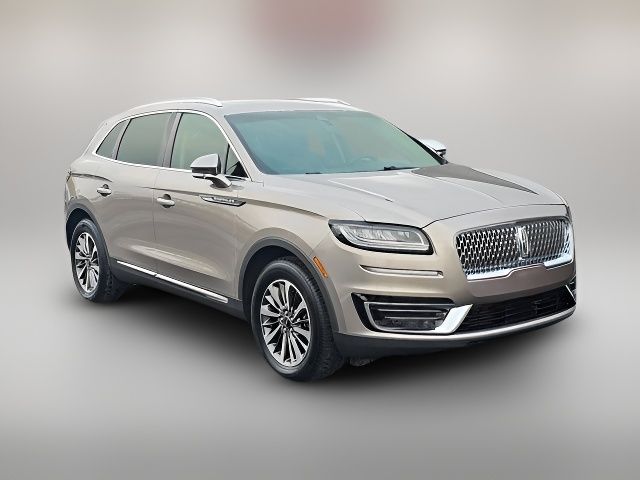 2019 Lincoln Nautilus Select