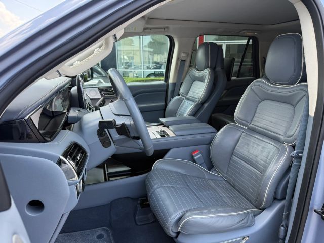 2019 Lincoln Navigator Black Label