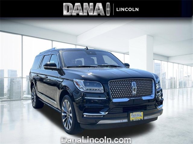2019 Lincoln Navigator L Select