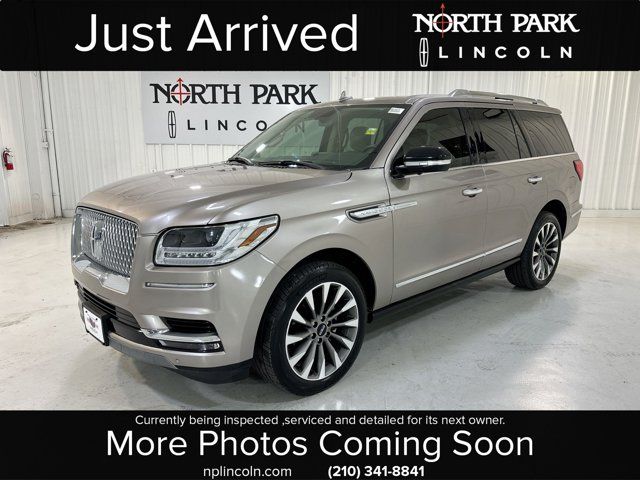 2019 Lincoln Navigator Select