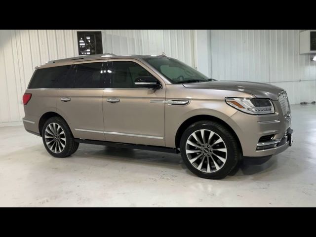 2019 Lincoln Navigator Select