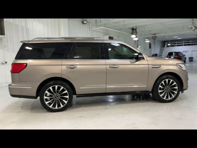 2019 Lincoln Navigator Select